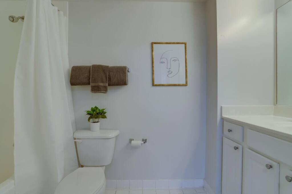 Fantastic 2 Bedroom Condo At Ballston With Gym อาร์ลิงตัน ภายนอก รูปภาพ