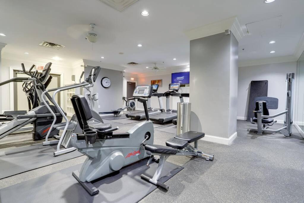 Fantastic 2 Bedroom Condo At Ballston With Gym อาร์ลิงตัน ภายนอก รูปภาพ
