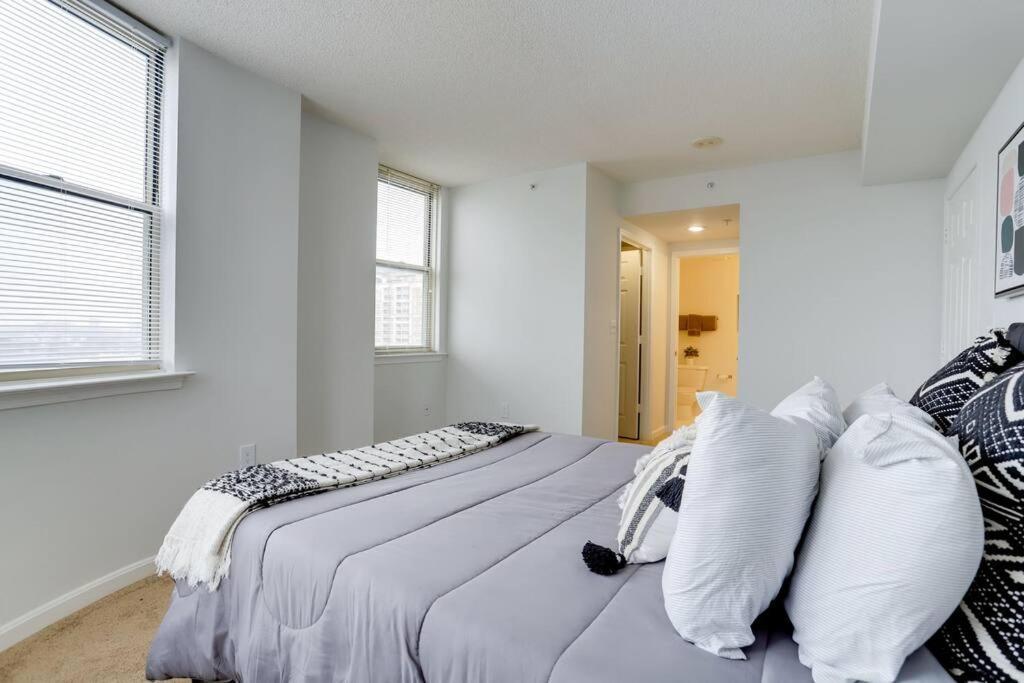 Fantastic 2 Bedroom Condo At Ballston With Gym อาร์ลิงตัน ภายนอก รูปภาพ