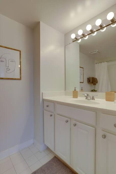 Fantastic 2 Bedroom Condo At Ballston With Gym อาร์ลิงตัน ภายนอก รูปภาพ